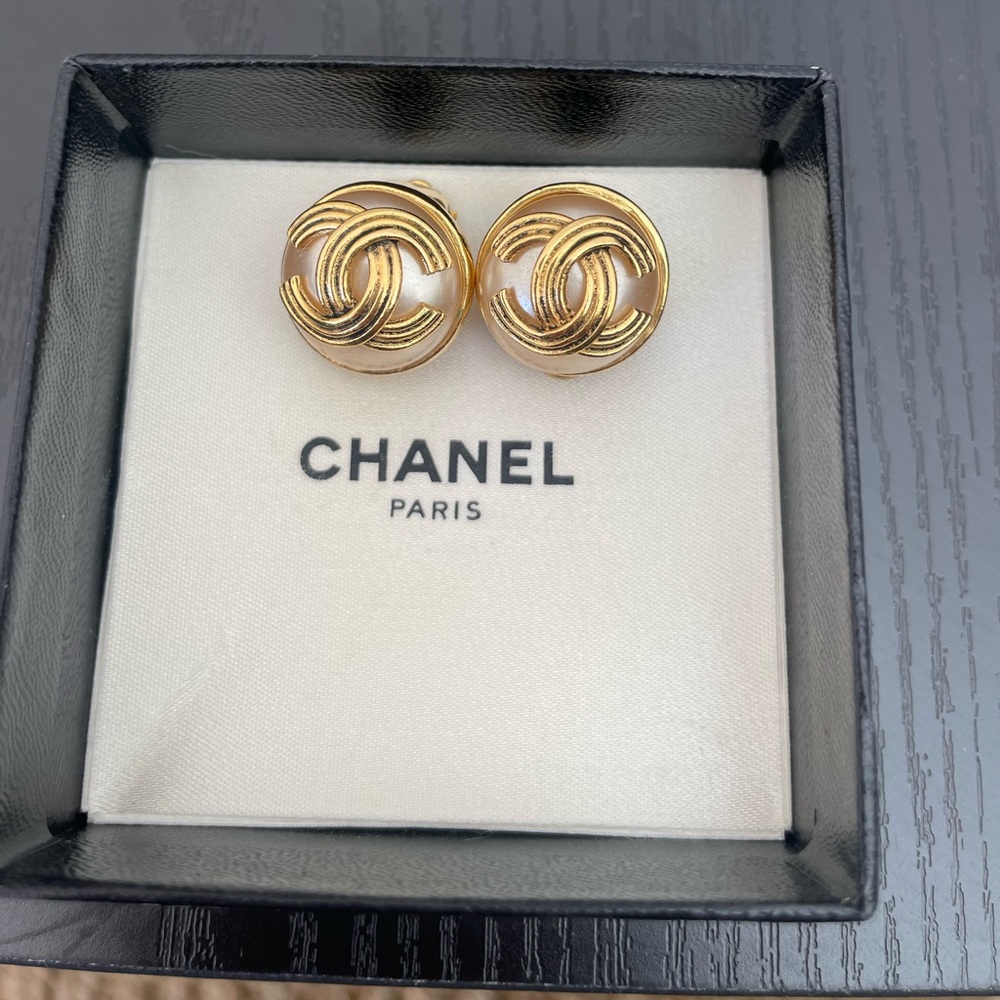 Chanel COCO Mark 94A Faux Pearl Signature Clip-On Earrings, Signed M642